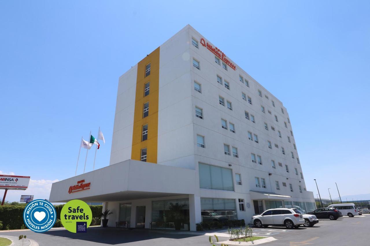 Hotel Mision Express Monterrey Aeropuerto La Fe Apodaca Exteriér fotografie