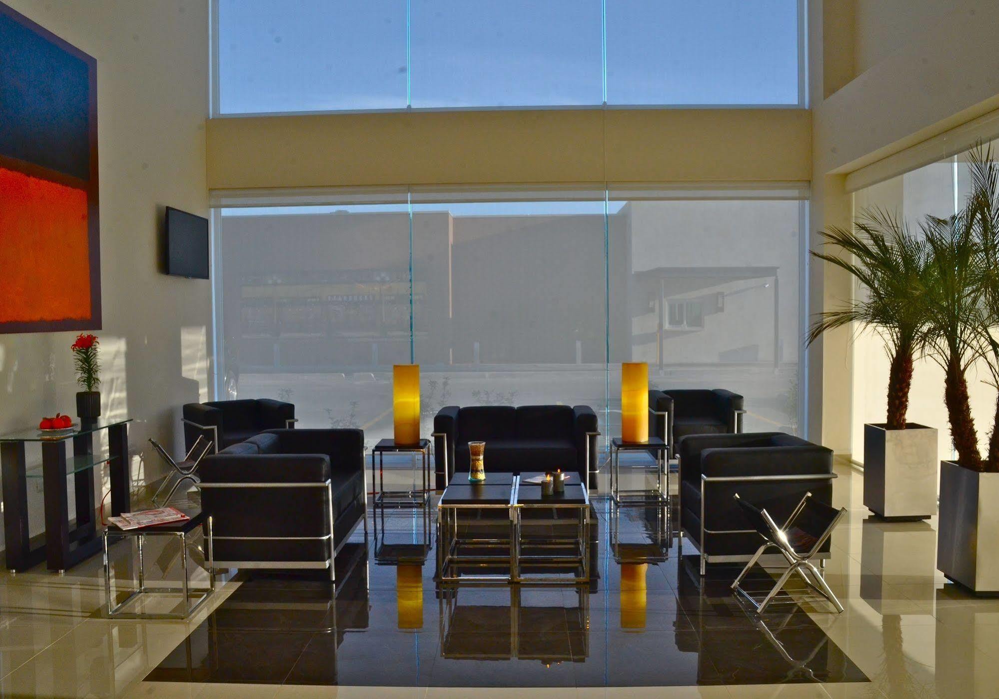 Hotel Mision Express Monterrey Aeropuerto La Fe Apodaca Exteriér fotografie